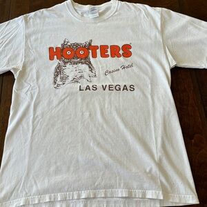 White Hooters Las Vegas Casino Hotel T-Shirt